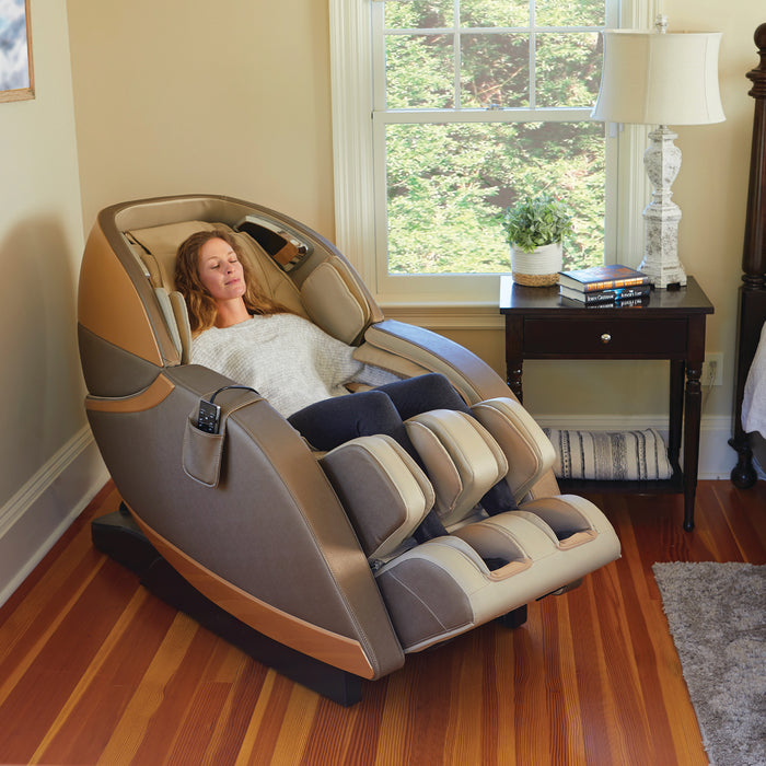 Kyota Kansha M878 4D Massage Chair